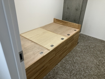 新発田市の施設へタモ材特注収納ベッドをお届けしました!