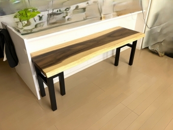 新発田市のI様邸へ192幅一枚板モンキーポット材カウンターテーブルをお届けしました!